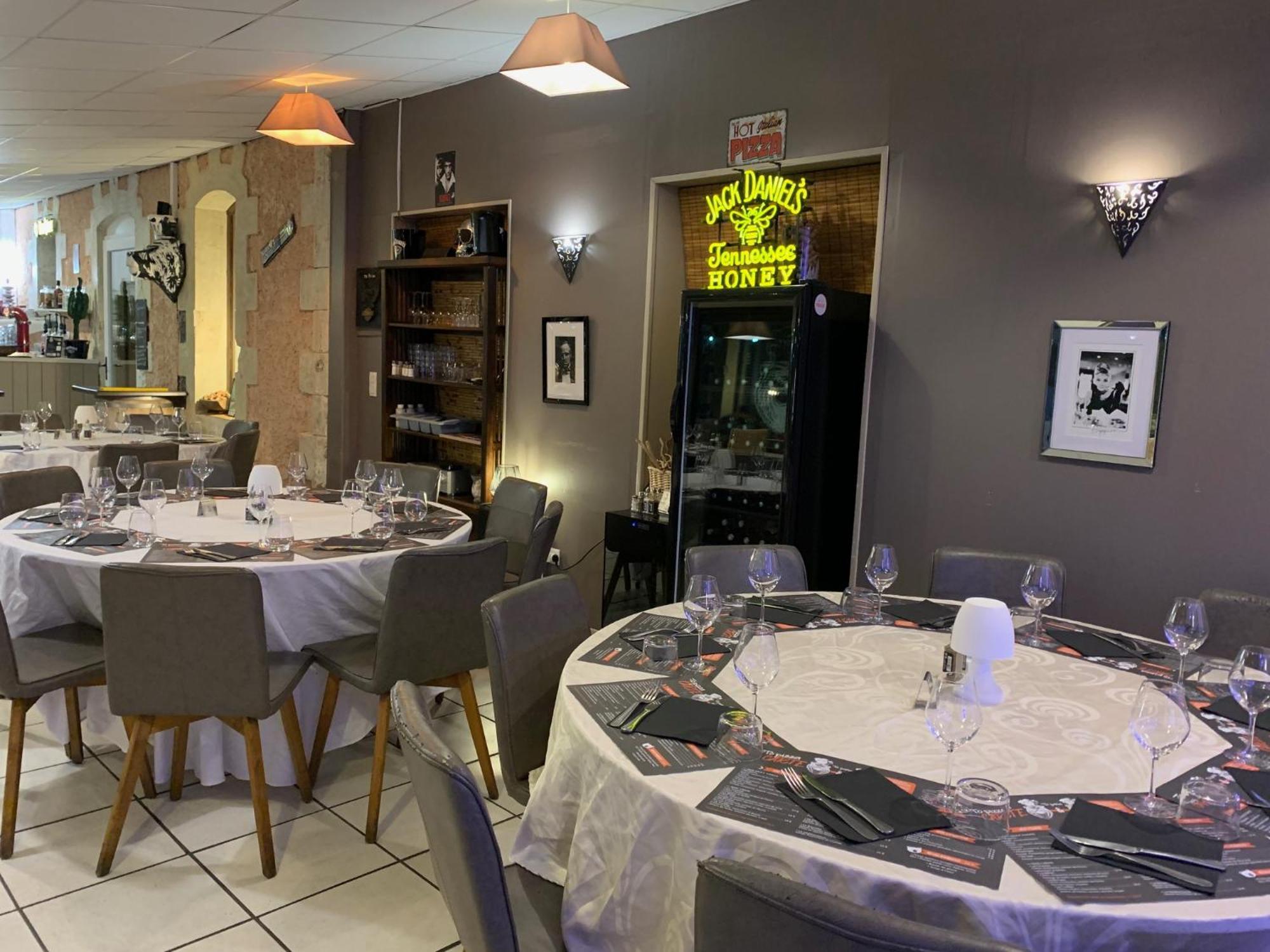 Logis Hotels - Hotel Et Restaurant L'Oceana Лантон Экстерьер фото